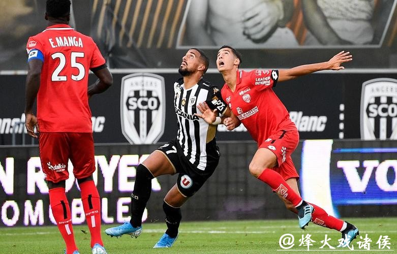 法甲分析:马赛 VS 第戎 第戎防守糟糕 法甲分析:马赛 VS 第戎 第戎防守糟糕